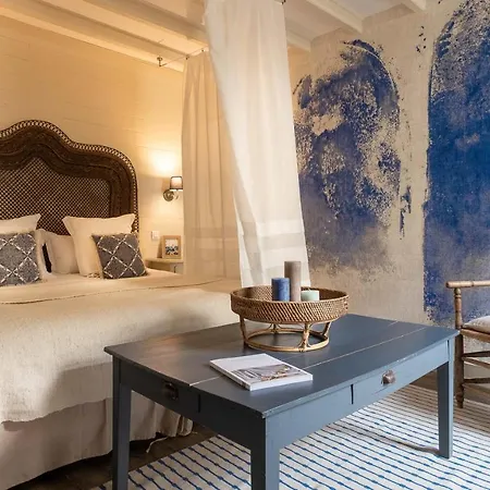 Hotel La Marine De Loire & 4*