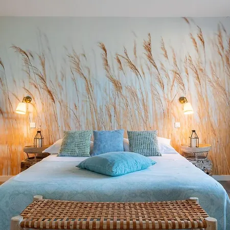 Hotel La Marine De Loire &