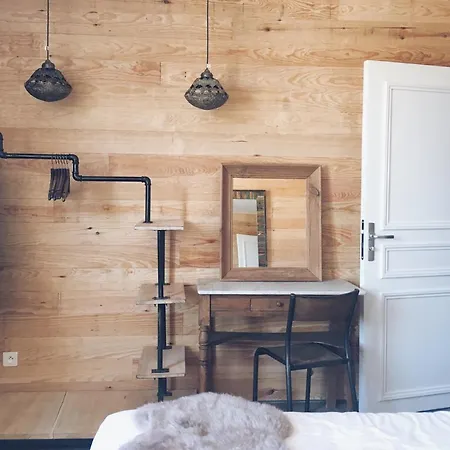 La Marine De Loire &