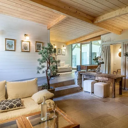 מלון La Marine De Loire &