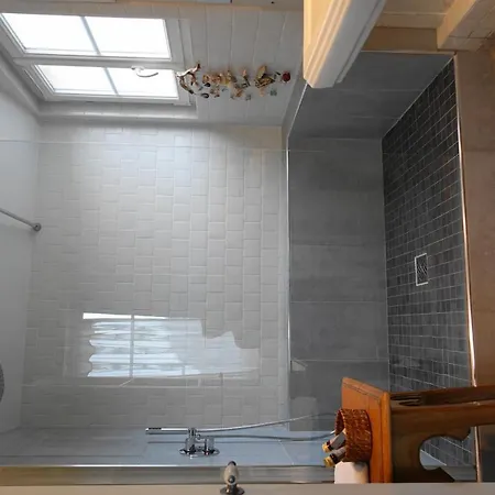 La Marine De Loire & 4*