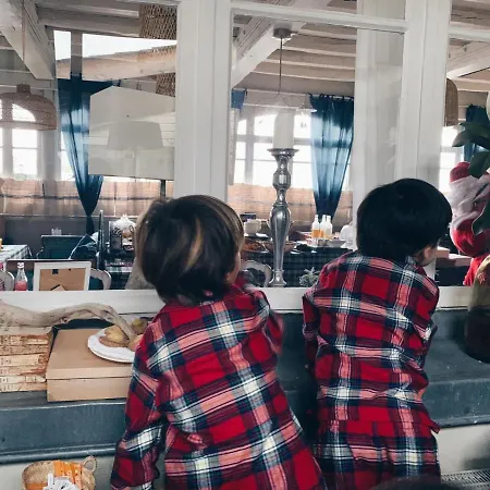 La Marine De Loire & 4*