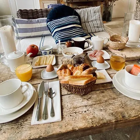 La Marine De Loire & 4* מונסורו