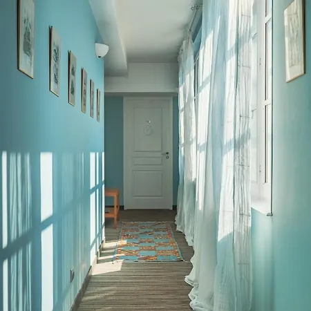 La Marine De Loire & מלון מונסורו