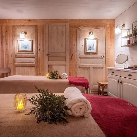 La Marine De Loire &