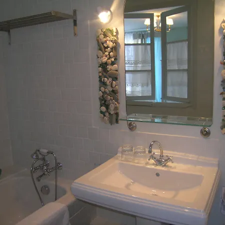 La Marine De Loire & מלון 4*