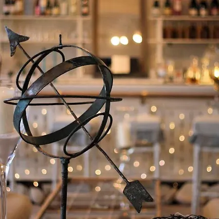 La Marine De Loire & מלון מונסורו