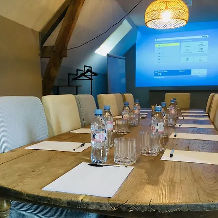 La Marine De Loire & מונסורו