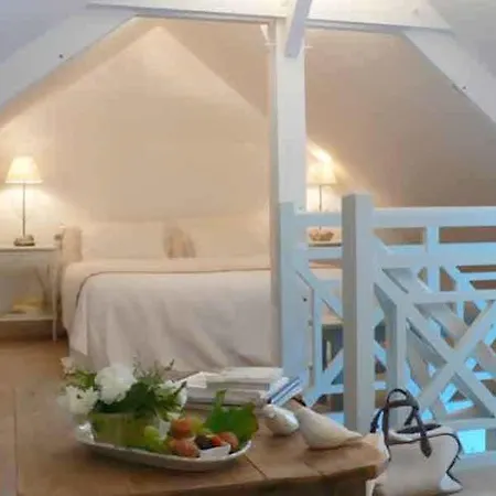 Hotel La Marine De Loire &