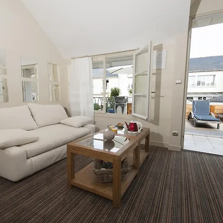 호텔 La Marine De Loire &