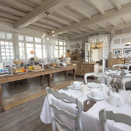 מלון La Marine De Loire &