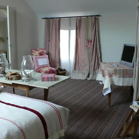 La Marine De Loire & Hotel