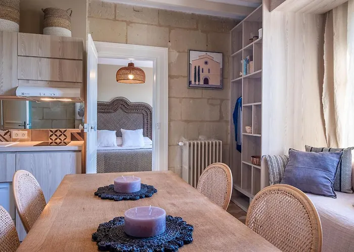 Hotel La Marine De Loire & 4*