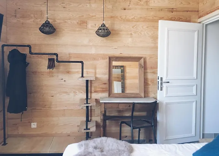 La Marine De Loire &