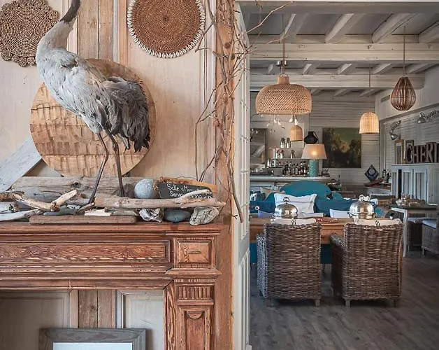 La Marine De Loire & Hotel