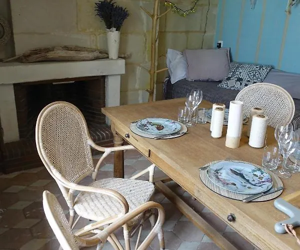 Hotel La Marine De Loire &