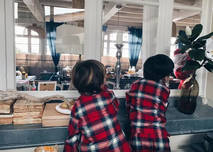 La Marine De Loire & 4*