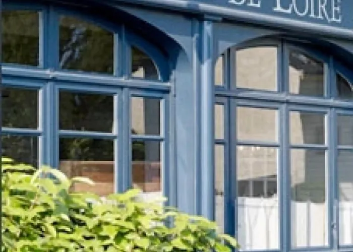 Hotel La Marine De Loire &