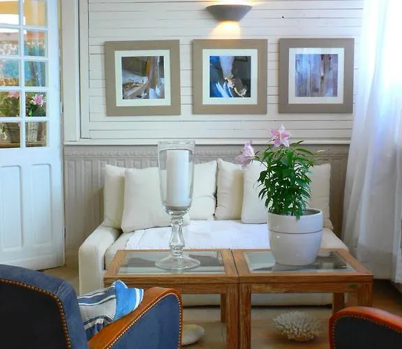 Hotel La Marine De Loire & 4*