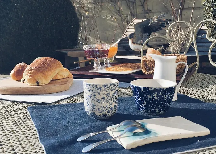 Hotel La Marine De Loire & Montsoreau