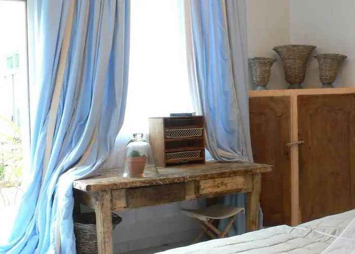 Hotel La Marine De Loire & Montsoreau